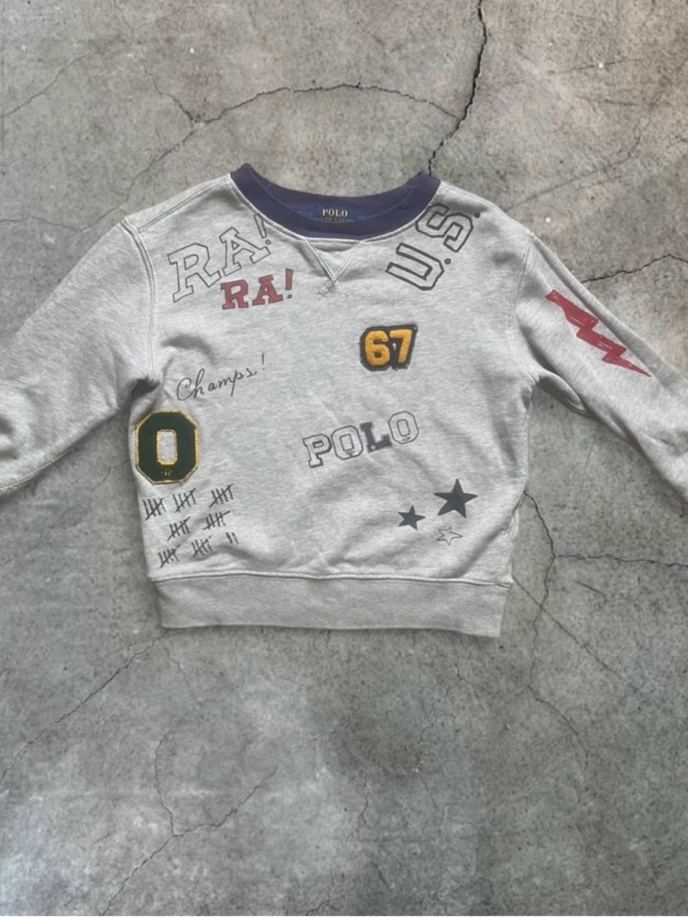 Ralph Lauren Grey Crewneck
Sweatshirt